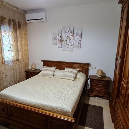 Villa Chloe Capitana Exterior photo