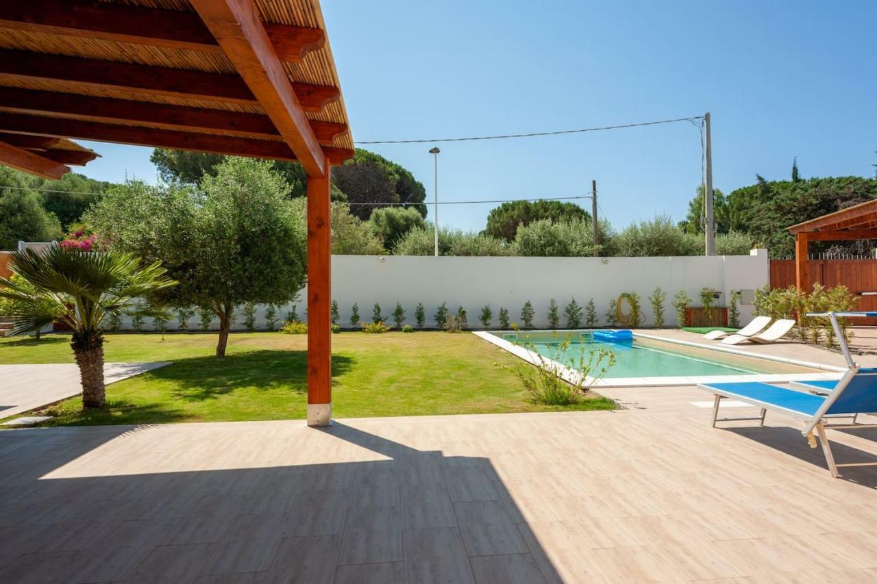 Villa Chloe Capitana Exterior photo